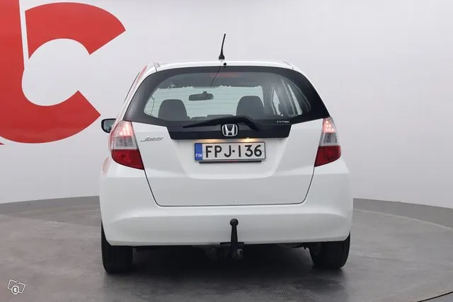 Honda Jazz 5D 1,4i Comfort i-Shift - / Lohkolämmitin / Vetokoukku / Ilmastointi / Image 4